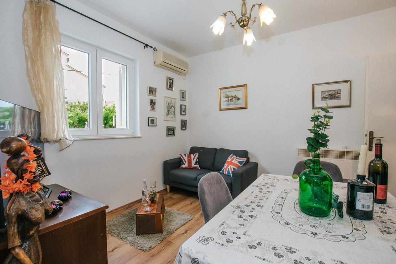 Apartman Bagattino-Trogir Near Old Town Εξωτερικό φωτογραφία